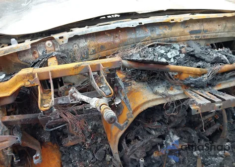 2008 Ford E-350 Super Duty Xl/Xlt z USA, uszkodzony, nr VIN 1FBNE31L78DB00588